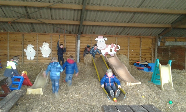speelschuur-hertenboerderij